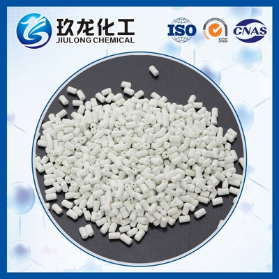 2 - 4mm ขนาดอนุภาคตัวเร่งปฏิกิริยาทางเคมี Hydrotreating Catalyst ความแข็งแรงสูง